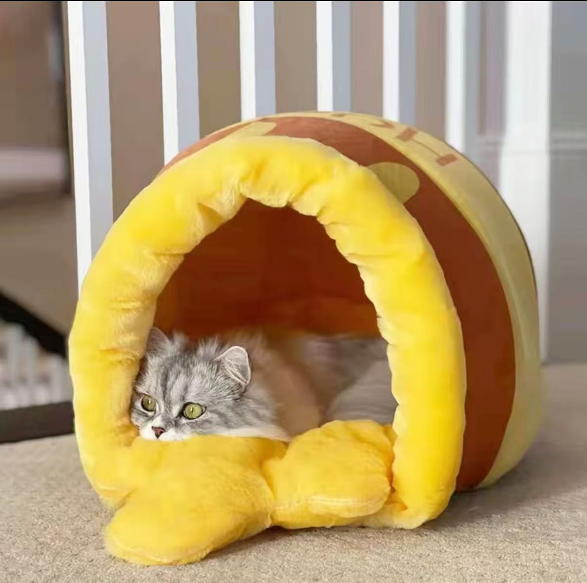 Honey jar cat bed