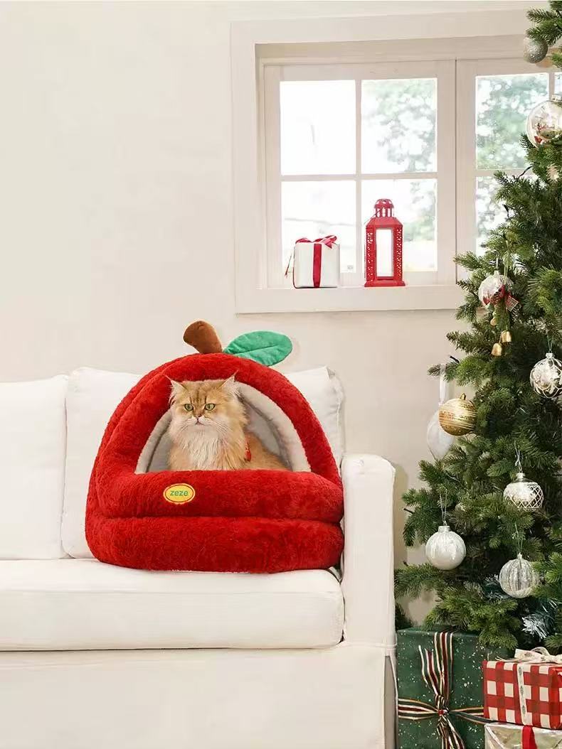 Christmas Cat House - Apple House